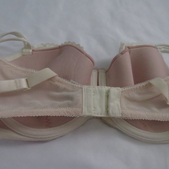 B.Tempt'd by Wacoal Caio Bella Balconette Bra  1034 - Picture 6 of 6